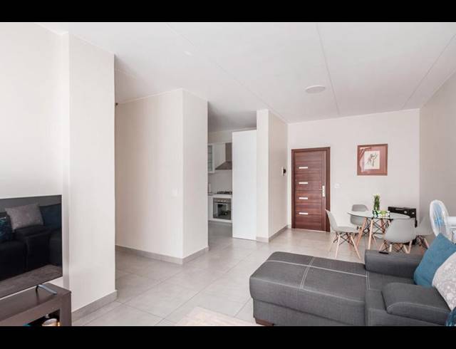 2 BEDROOM COMPLEX FOR SALE IN BEDFORD GARDENS